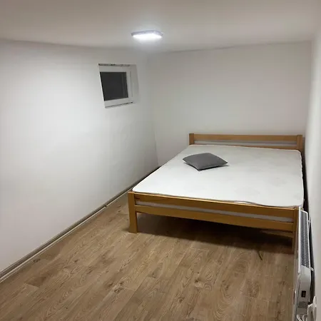 Zlatiborske Zore 아파트 즐라티보